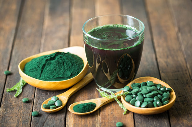 Spiruline sous forme de poudre, de comprimés et de jus